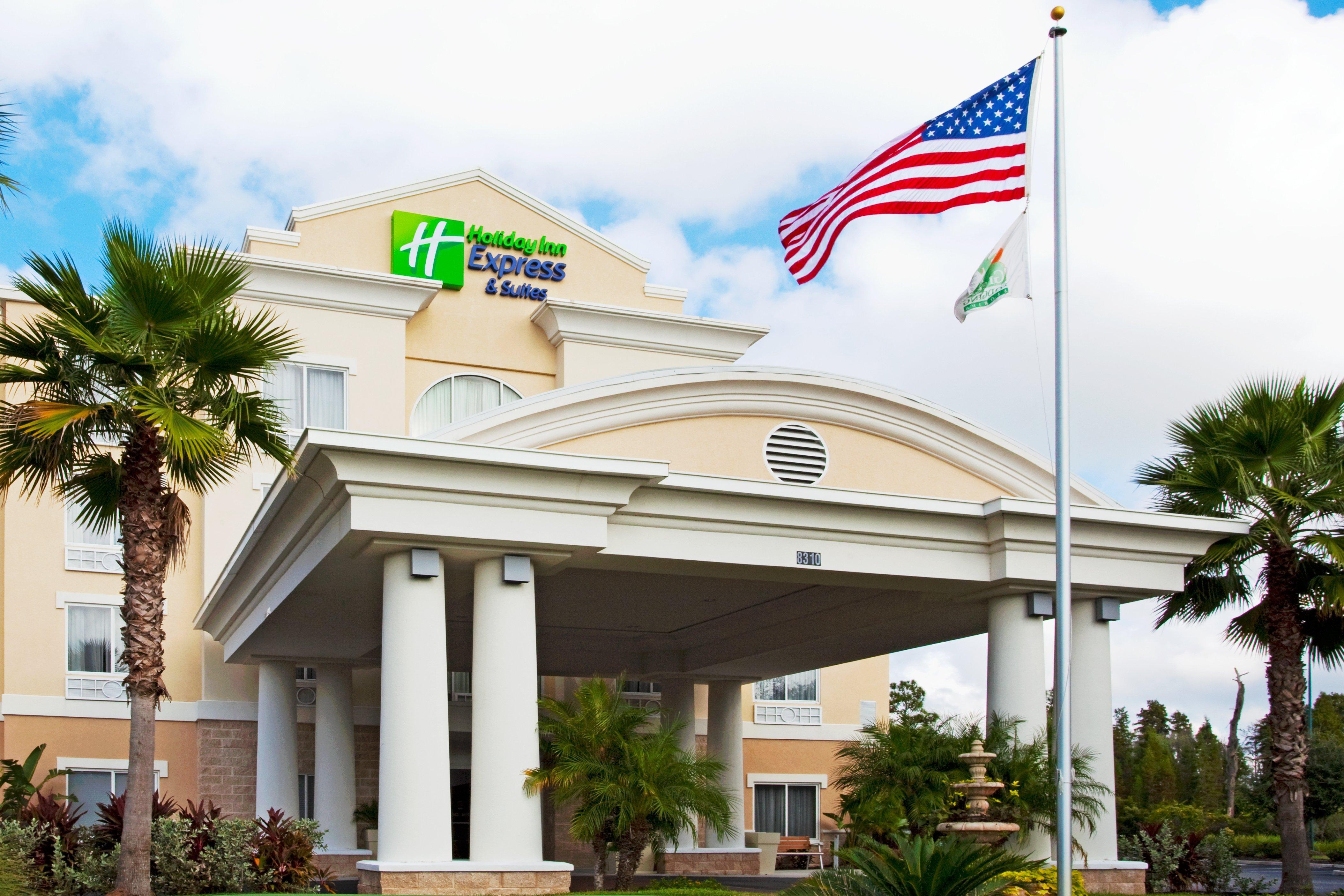 Holiday Inn Express And Suites Tampa I-75 At Bruce B. Downs By Ihg Exteriör bild
